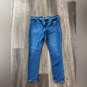 Levi’s 311 Shaping Skinny Jeans, women’s size 34